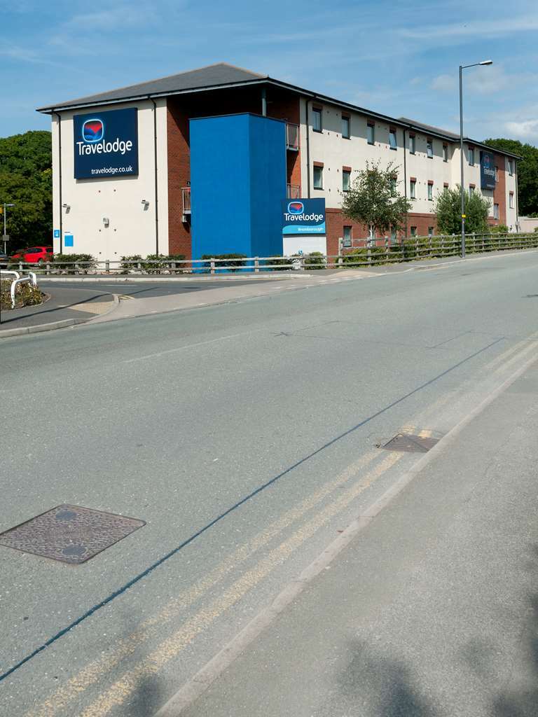 Travelodge Bromborough Port Sunlight Esterno foto